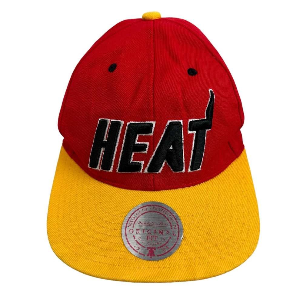 Mitchell & Ness Miami Heat NBA Hat Cap Red Yellow Snapback‎
